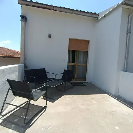 Azzurra Haven 住宿加早餐酒店 贝尔基达