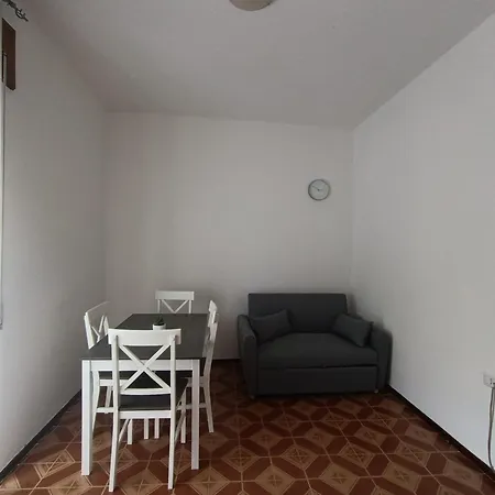 Azzurra Haven بيرتشيدا